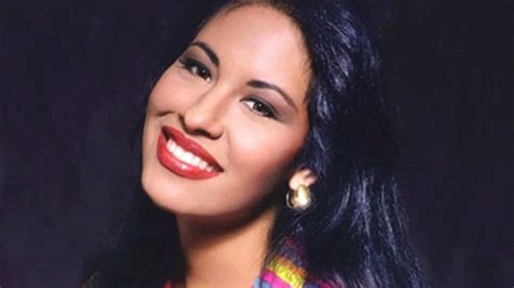 how tall is selena quintanilla|Selena Quintanilla Wiki, Height, Age, Death, Husband。